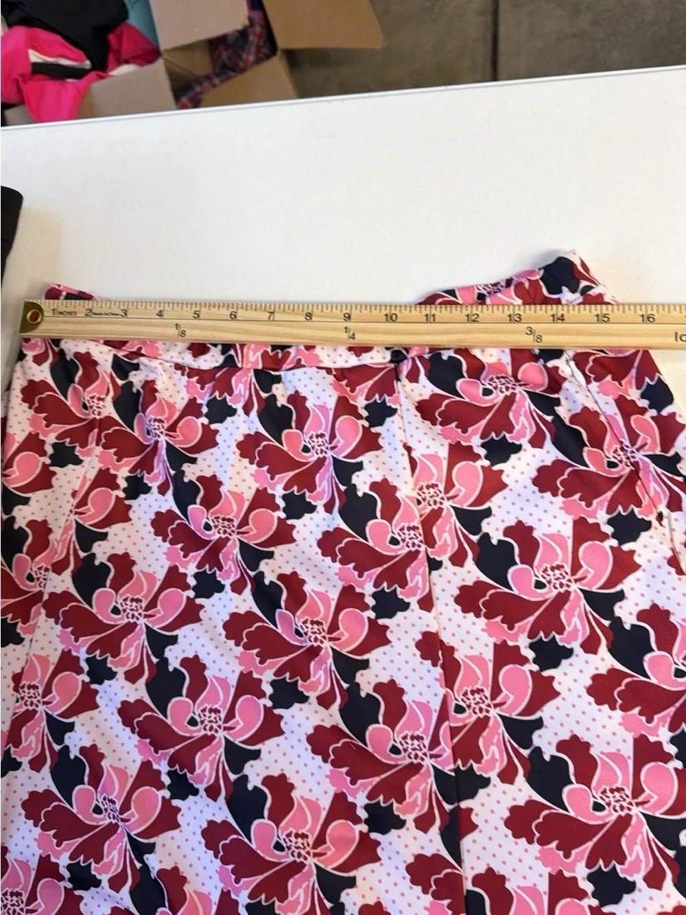 Sporty Floral Pink & Burgundy Patterned Skirt